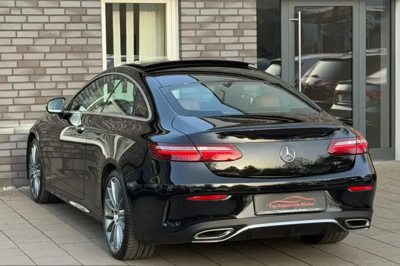 Mercedes-Benz E 450 (Clasa E) din 2022 cu 39.000 km - oferta MER216094 - foto 4