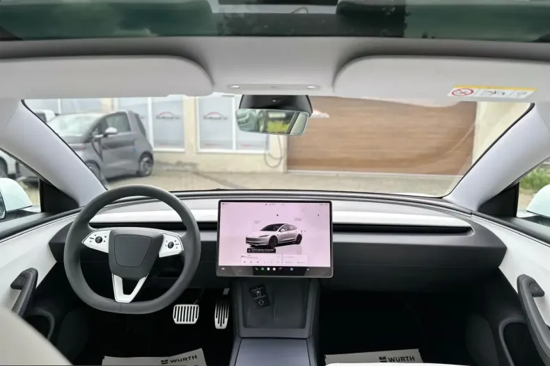 Tesla Model 3 din 2024 cu 66.734 km - oferta TES216103 - foto 6