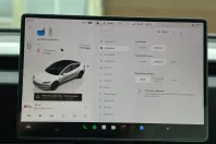 Tesla Model 3 din 2024 cu 66.734 km - oferta TES216103 - foto 30