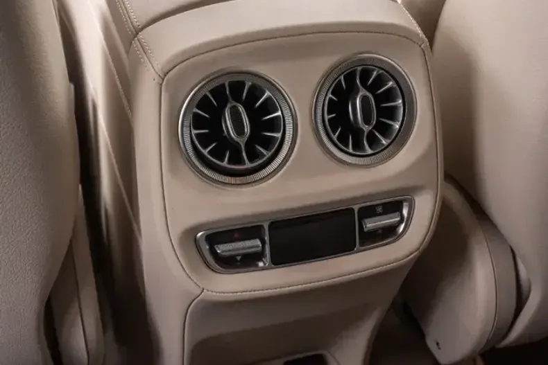 Mercedes-Benz G 63 AMG (Clasa G) din 2024 cu 9.890 km - oferta MER216105 - foto 15