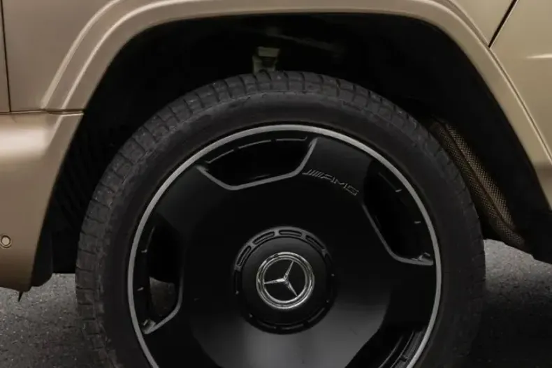 Mercedes-Benz G 63 AMG (Clasa G) din 2024 cu 9.890 km - oferta MER216105 - foto 18