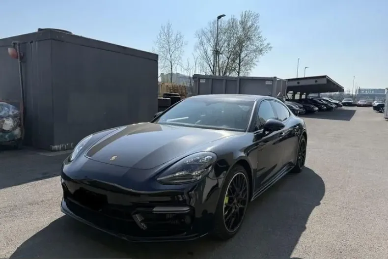Porsche Panamera din 2022 cu 56.822 km - oferta POR216106 - foto 1