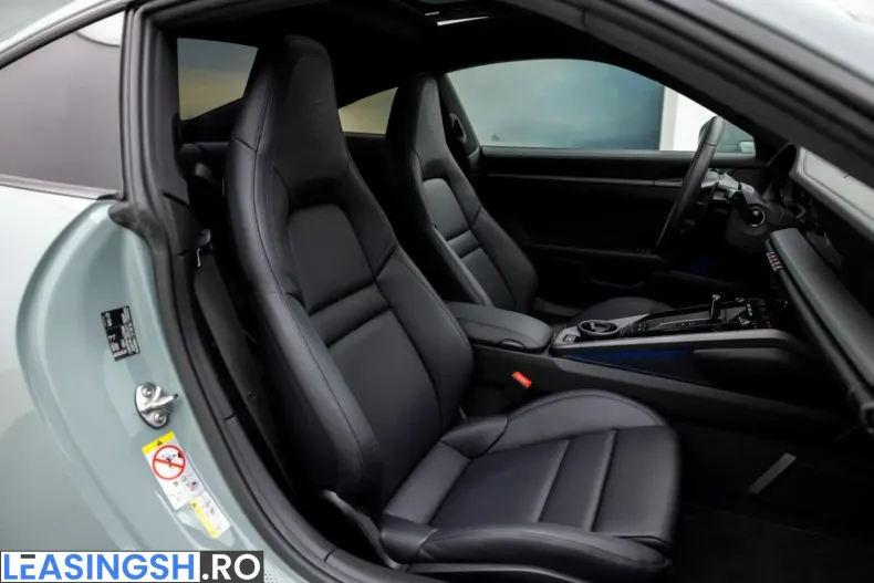 Porsche 992 din 2025 cu 18.000 km - oferta POR216110 - foto 25