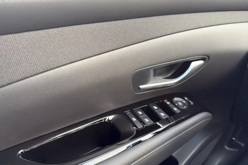 Hyundai Tucson din 2025 cu 24.643 km - oferta HYU216130 - foto 12