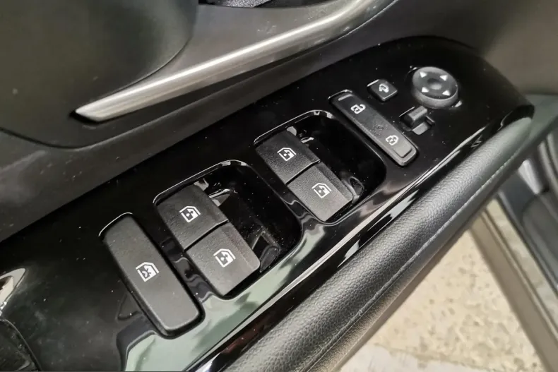 Hyundai Tucson din 2024 cu 18.000 km - oferta HYU216136 - foto 19
