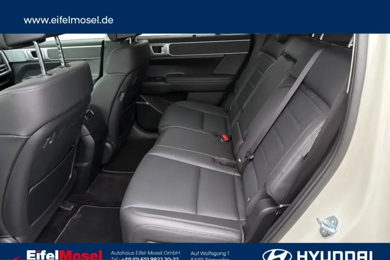 Hyundai Santa Fe din 2025 cu 11.990 km - oferta HYU216137 - foto 11