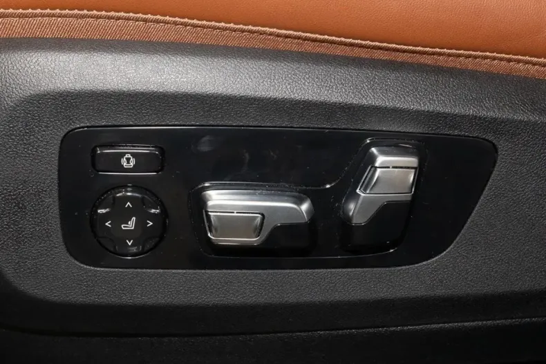 BMW X5 (Seria X) din 2024 cu 19.956 km - oferta BMW216139 - foto 12