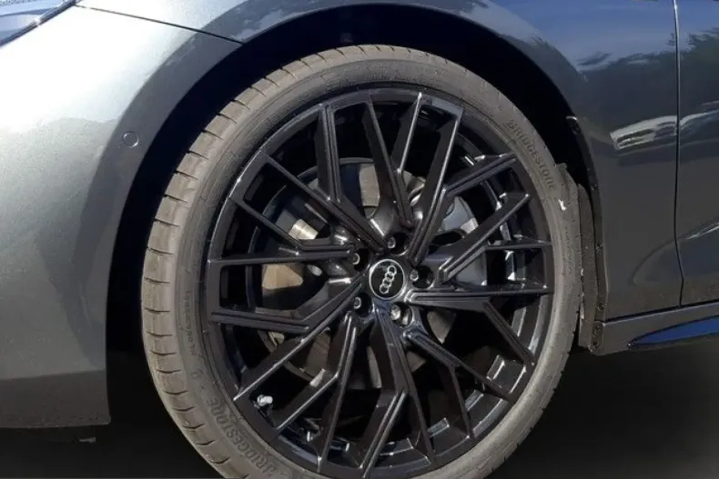 Audi A6 din 2025 cu 14.990 km - oferta AUD216143 - foto 5