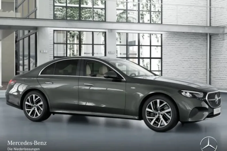 Mercedes-Benz E 300 (Clasa E) din 2025 cu 13.439 km - oferta MER216149 - foto 13