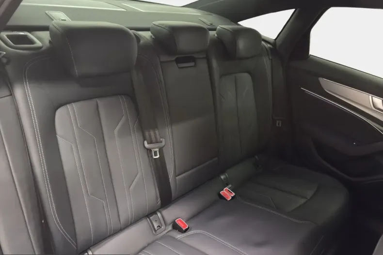 Audi A6 din 2025 cu 9.350 km - oferta AUD216159 - foto 16