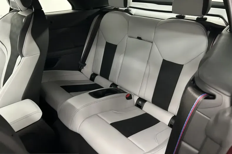 BMW M4 (Seria 4) din 2025 cu 5.529 km - oferta BMW216163 - foto 15