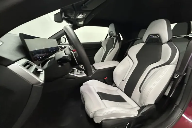 BMW M4 (Seria 4) din 2025 cu 5.529 km - oferta BMW216163 - foto 26