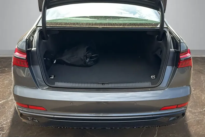Audi A6 din 2024 cu 5.827 km - oferta AUD216174 - foto 11