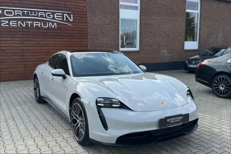 Porsche Taycan din 2026 cu 200 km - oferta POR216178 - foto 1