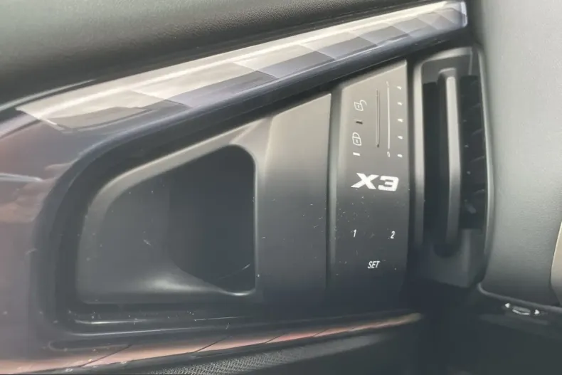 BMW X3 (Seria X) din 2025 cu 6.250 km - oferta BMW216183 - foto 14