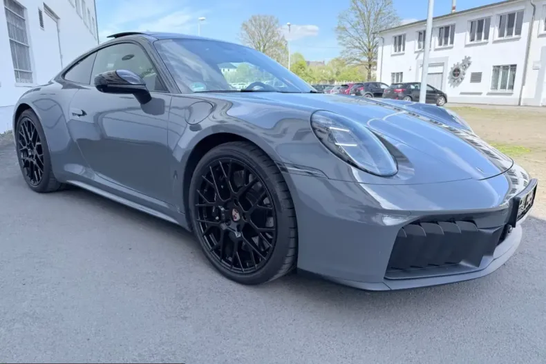 Porsche 992 din 2025 cu 6.200 km - oferta POR216208 - foto 2