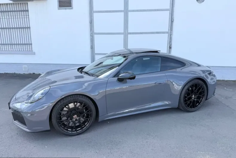 Porsche 992 din 2025 cu 6.200 km - oferta POR216208 - foto 4