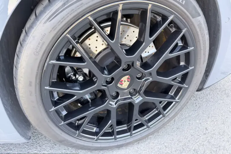 Porsche 992 din 2025 cu 6.200 km - oferta POR216208 - foto 9