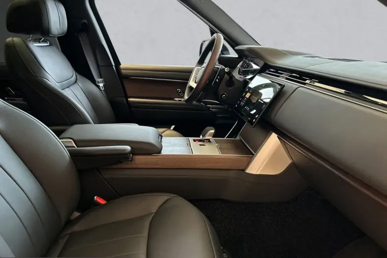 Land Rover Range Rover din 2025 cu 1.100 km - oferta LAN216212 - foto 3