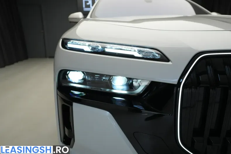 BMW 740 (Seria 7) din 2026 cu 1.244 km - oferta BMW216218 - foto 4