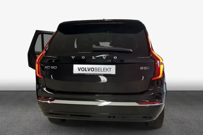 Volvo XC90 din 2025 cu 14.539 km - oferta VOL216224 - foto 4