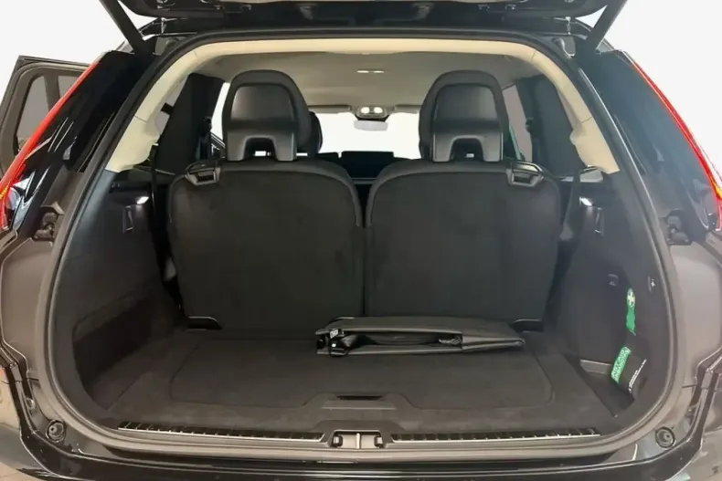 Volvo XC90 din 2025 cu 14.539 km - oferta VOL216224 - foto 5