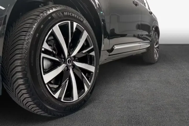 Volvo XC90 din 2025 cu 14.539 km - oferta VOL216224 - foto 6