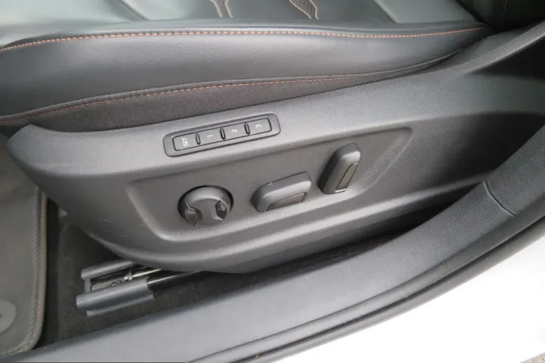 Cupra Ateca din 2023 cu 31.610 km - oferta CUP216235 - foto 10