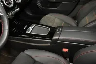 Mercedes-Benz CLA 250 (Clasa CLA) din 2025 cu 13.998 km - oferta MER216237 - foto 11