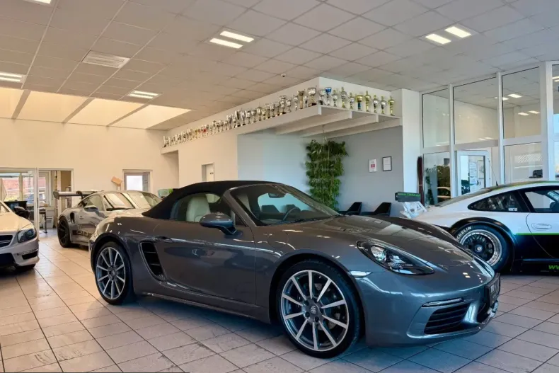 Porsche Boxster din 2021 cu 17.718 km - oferta POR216243 - foto 2