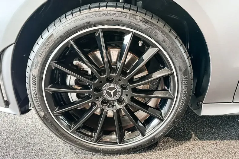 Mercedes-Benz CLA 250 (Clasa CLA) din 2021 cu 39.000 km - oferta MER216244 - foto 5