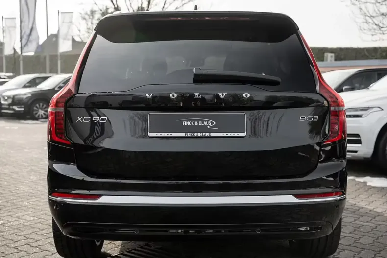 Volvo XC90 din 2025 cu 26.000 km - oferta VOL216245 - foto 4