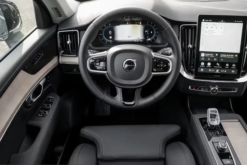Volvo XC90 din 2025 cu 26.000 km - oferta VOL216245 - foto 8