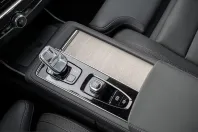Volvo XC90 din 2025 cu 26.000 km - oferta VOL216245 - foto 9