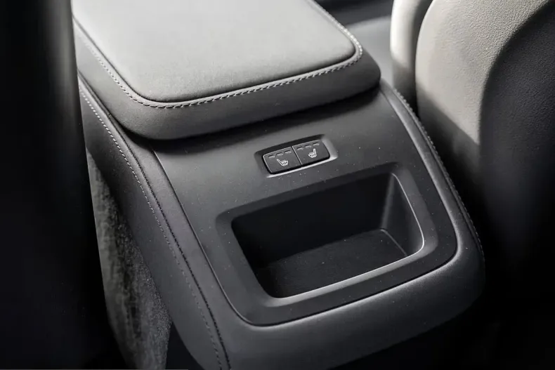 Volvo XC90 din 2025 cu 26.000 km - oferta VOL216245 - foto 14
