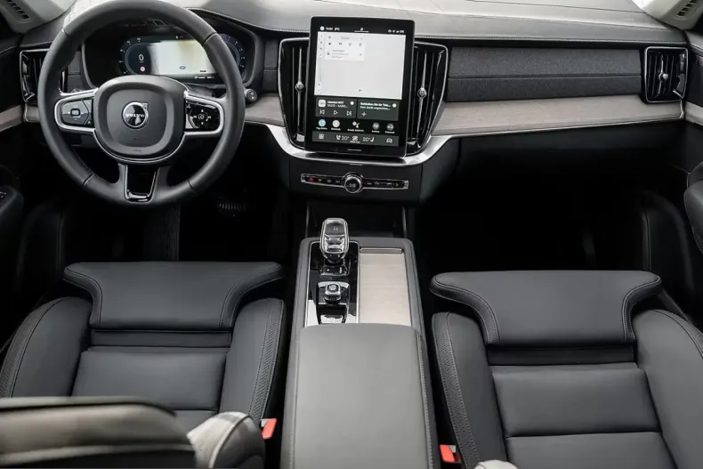 Volvo XC90 din 2025 cu 26.000 km - oferta VOL216245 - foto 21