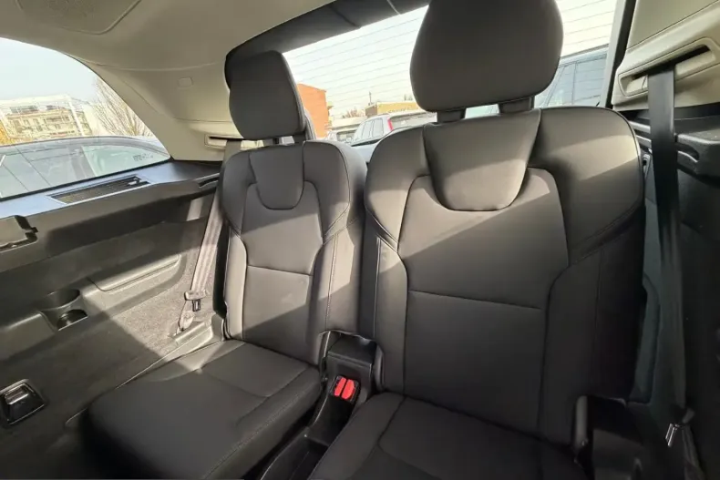 Volvo XC90 din 2025 cu 18.840 km - oferta VOL216251 - foto 15