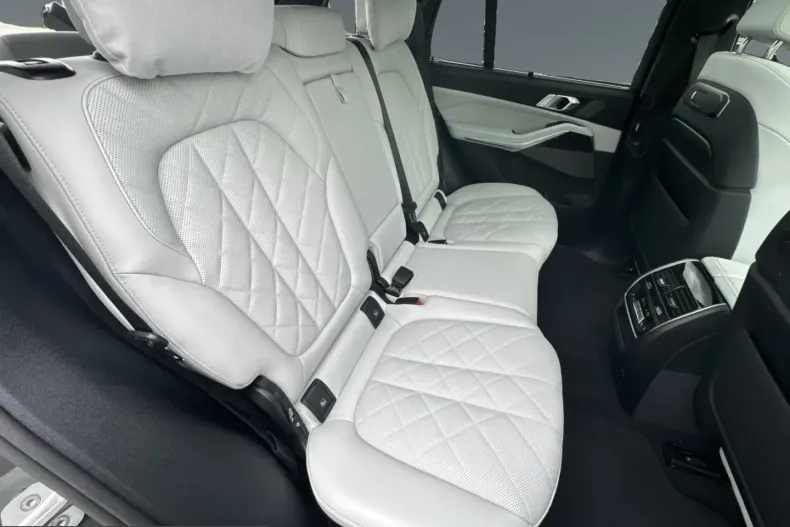 BMW X5 (Seria X) din 2025 cu 30.682 km - oferta BMW216253 - foto 14