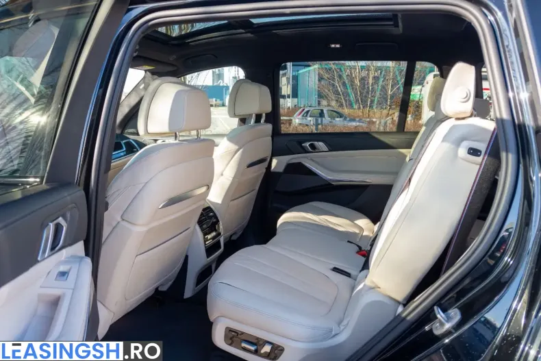 BMW X7 (Seria X) din 2023 cu 66.500 km - oferta BMW216255 - foto 18