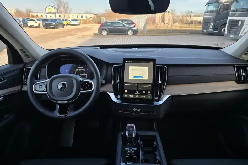 Volvo XC90 din 2025 cu 23.433 km - oferta VOL216256 - foto 18