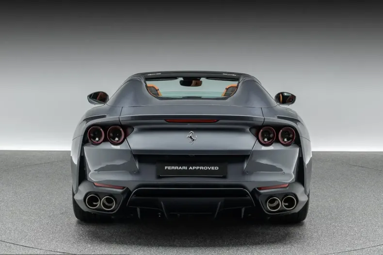 Ferrari 812 din 2023 cu 8.200 km - oferta FER216264 - foto 5