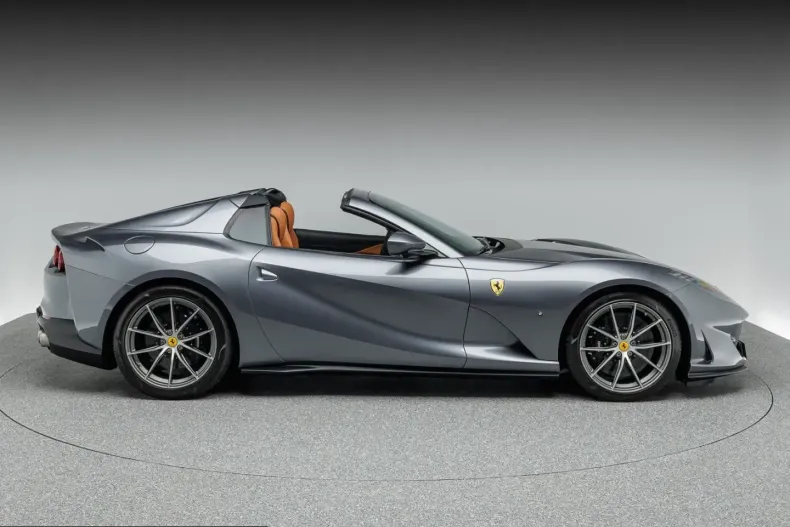 Ferrari 812 din 2023 cu 8.200 km - oferta FER216264 - foto 7