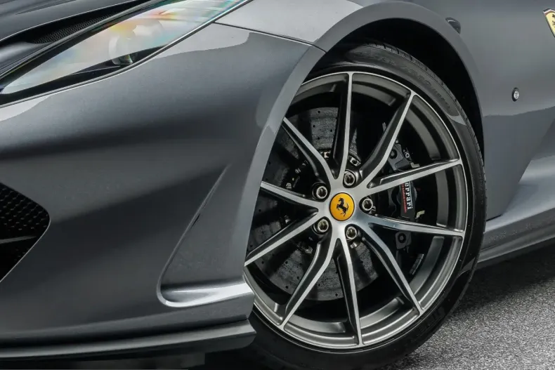 Ferrari 812 din 2023 cu 8.200 km - oferta FER216264 - foto 9