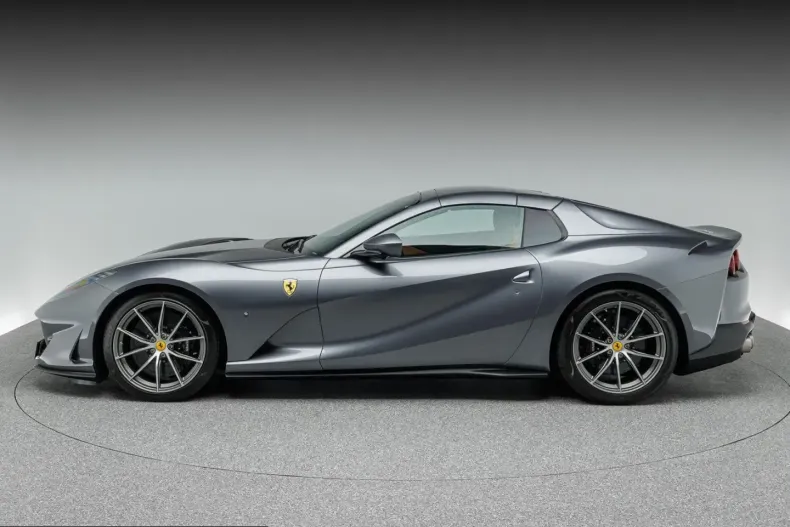 Ferrari 812 din 2023 cu 8.200 km - oferta FER216264 - foto 10