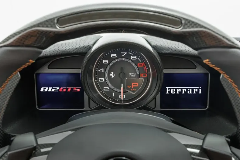Ferrari 812 din 2023 cu 8.200 km - oferta FER216264 - foto 13