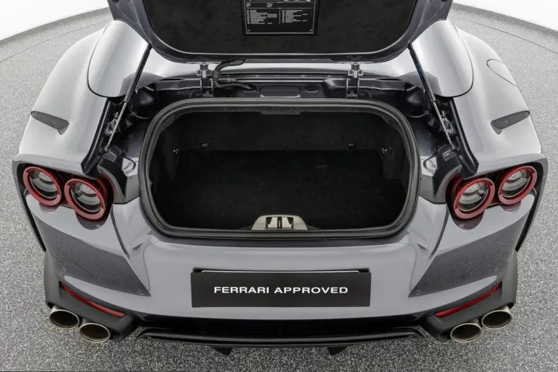 Ferrari 812 din 2023 cu 8.200 km - oferta FER216264 - foto 28