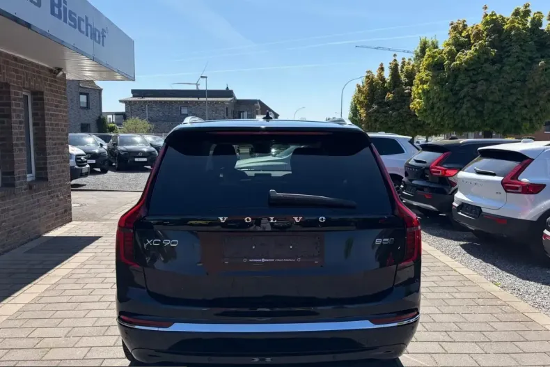 Volvo XC90 din 2025 cu 25.220 km - oferta VOL216273 - foto 5