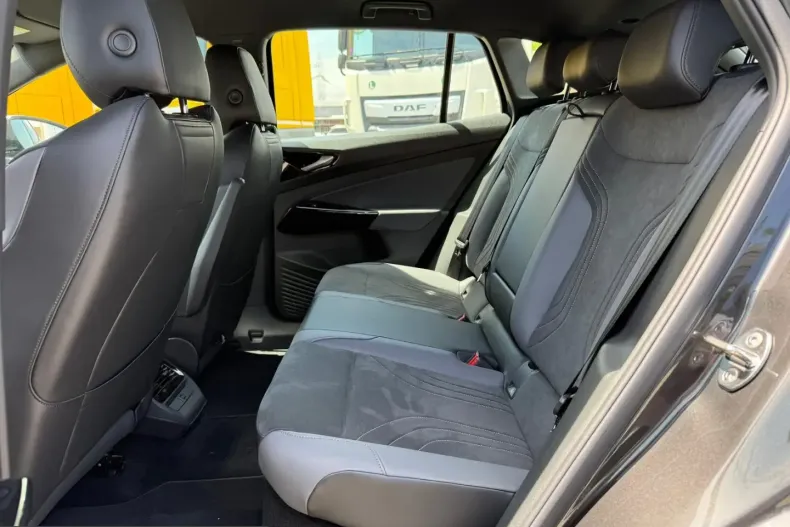 Volkswagen ID.4 din 2022 cu 284 km - oferta VOL216281 - foto 23