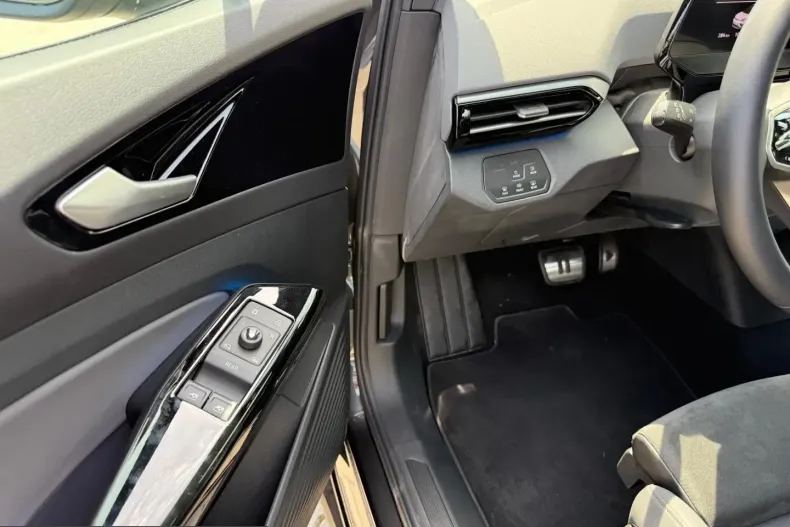 Volkswagen ID.4 din 2022 cu 284 km - oferta VOL216281 - foto 27