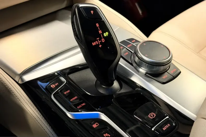 BMW 530 (Seria 5) din 2021 cu 70.000 km - oferta BMW216284 - foto 13